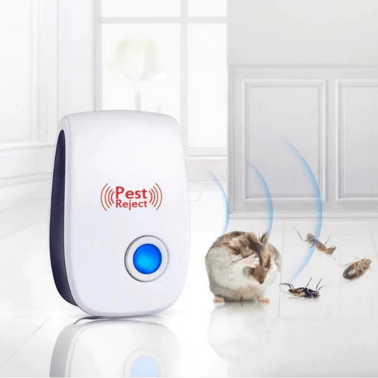 Ultrasonic Pest Repeller — Covers Up to 40 m²