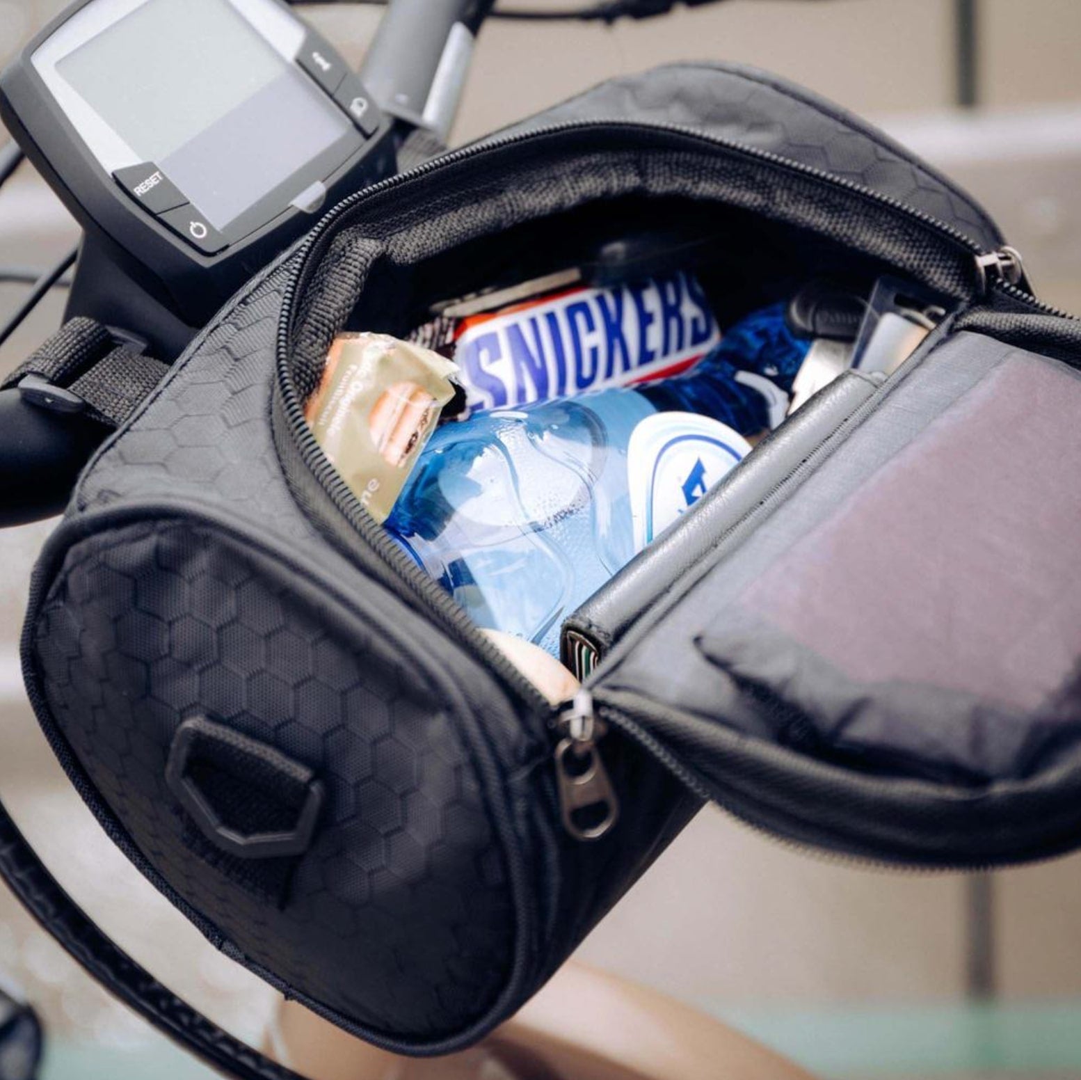 Bike Handlebar Bag — Waterproof Touchscreen Top 6