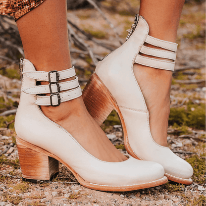 Elegant Comfort Sandals with Ergonomic Sole 4