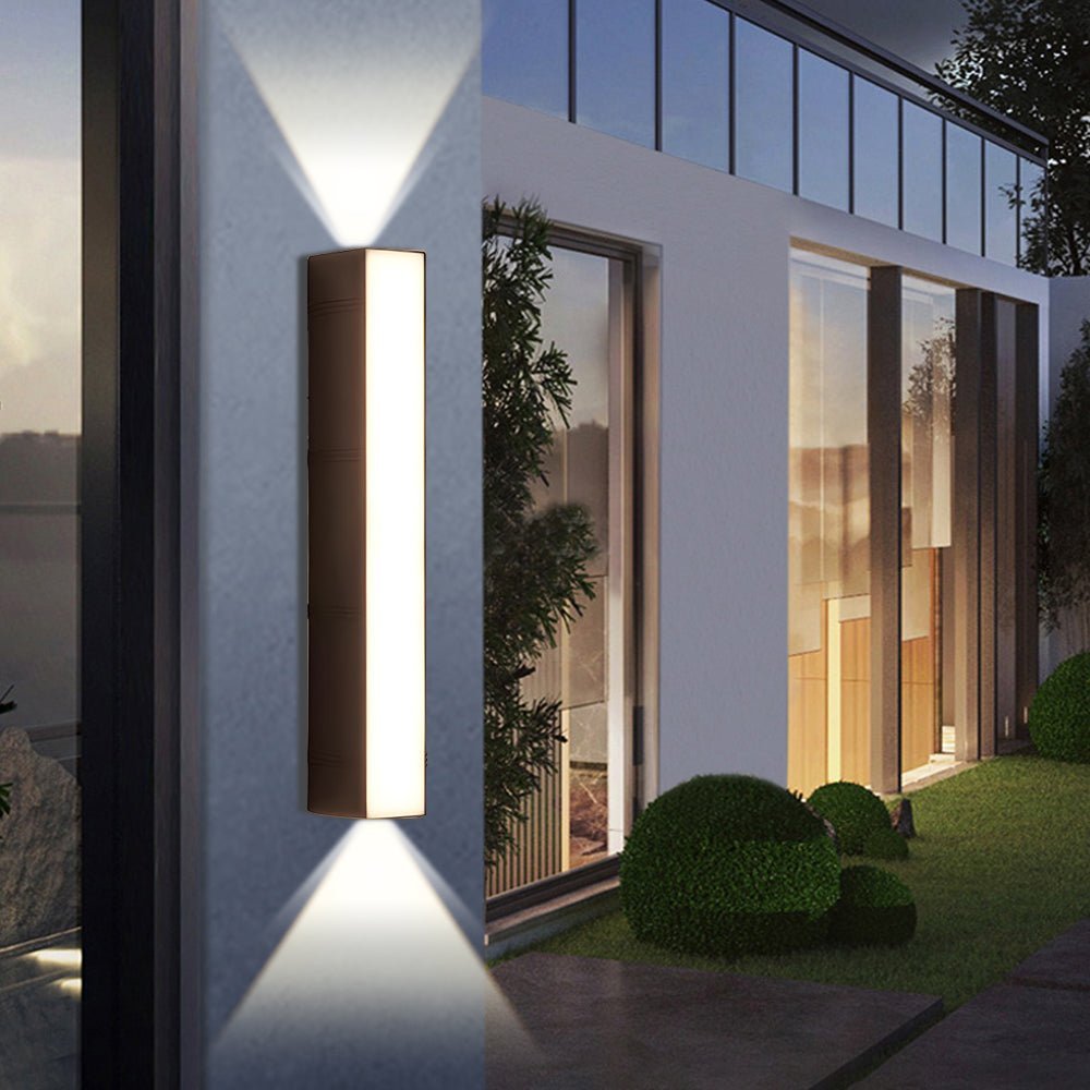 Modern Outdoor LED Wall Light in Black Aluminum 10