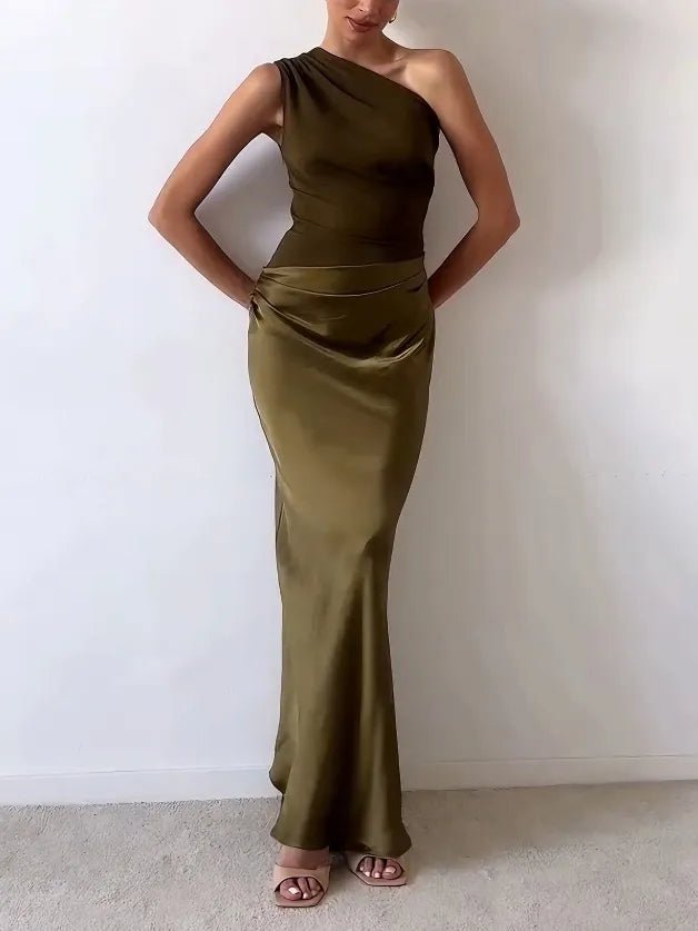 One-Shoulder Maxi Dress with Pleated Draping 8