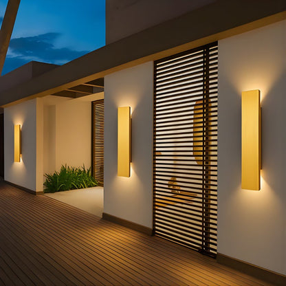 Outdoor LED Wall Light — Weatherproof Sconce 3