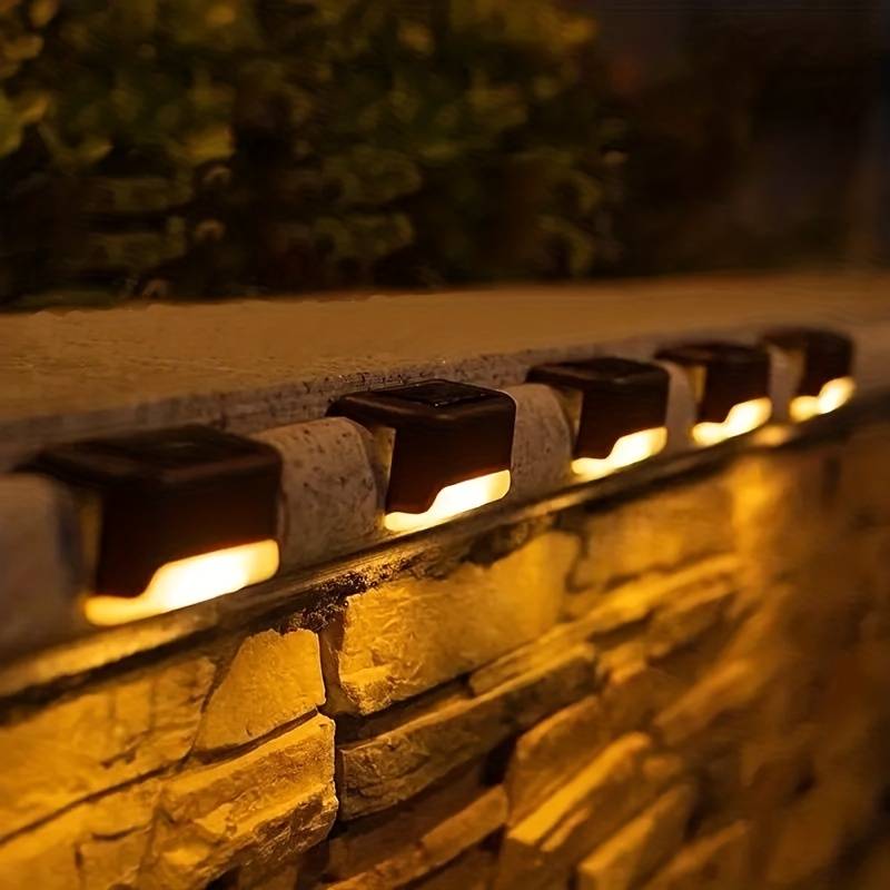 Solar LED Outdoor Wall Lights — Automatic Glow 2
