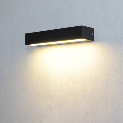 Waterproof Outdoor LED Wall Lamp — Minimalist Design 4